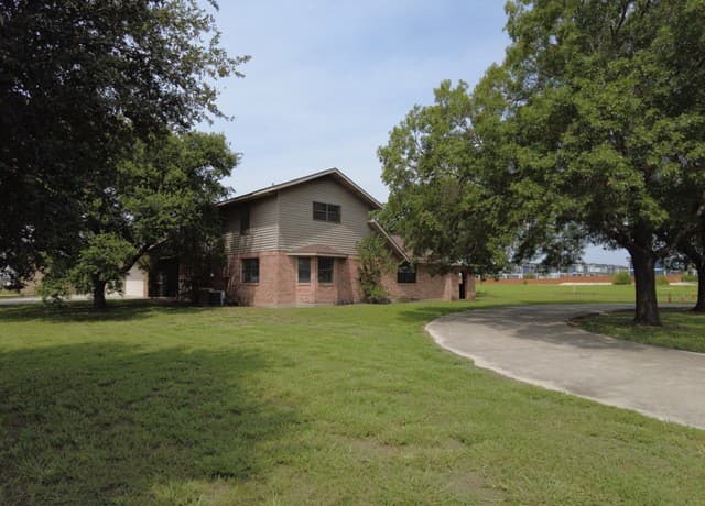 972  Barbarosa Rd