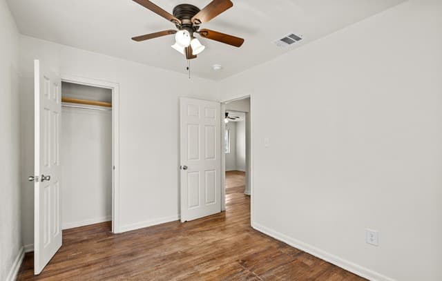 759  Avondale Ave, San Antonio, TX 78223 — photo 13