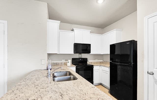 8623  Key Windy Way, Converse, TX 78109 — photo 16