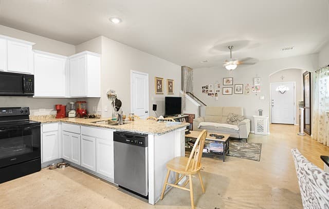 8623  Key Windy Way, Converse, TX 78109 — photo 23