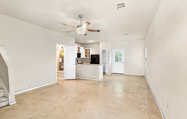 8623  Key Windy Way, Converse, TX 78109 — photo 4