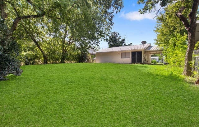 5111  Red Hawk, San Antonio, TX 78242 — photo 3