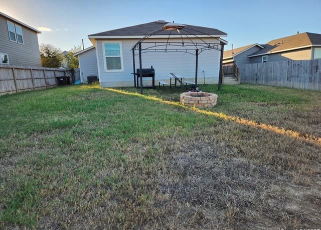 6420  Legato Curve, San Antonio, TX 78252 — photo 17
