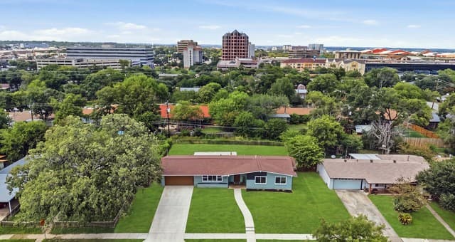 415  Redcliff Dr, San Antonio, TX 78216 — photo 24