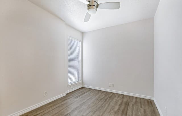 215  Eleanor Ave, San Antonio, TX 78209 — photo 14