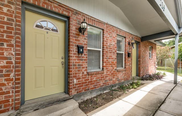 215  Eleanor Ave, San Antonio, TX 78209 — photo 4
