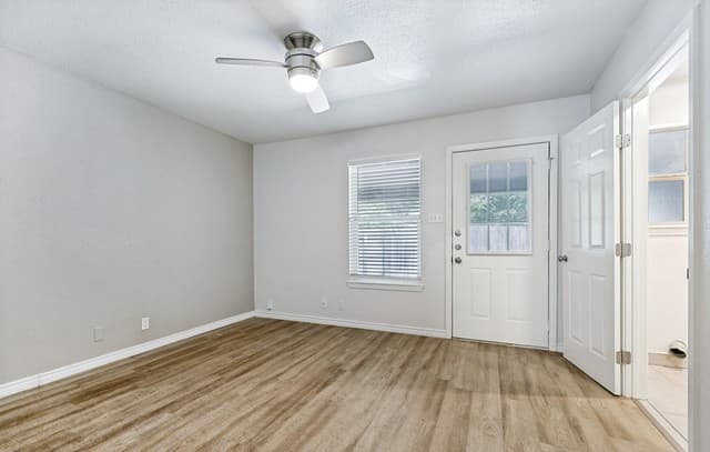 215  Eleanor Ave, San Antonio, TX 78209 — photo 6