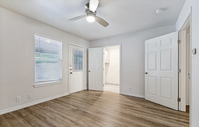 215  Eleanor Ave, San Antonio, TX 78209 — photo 7