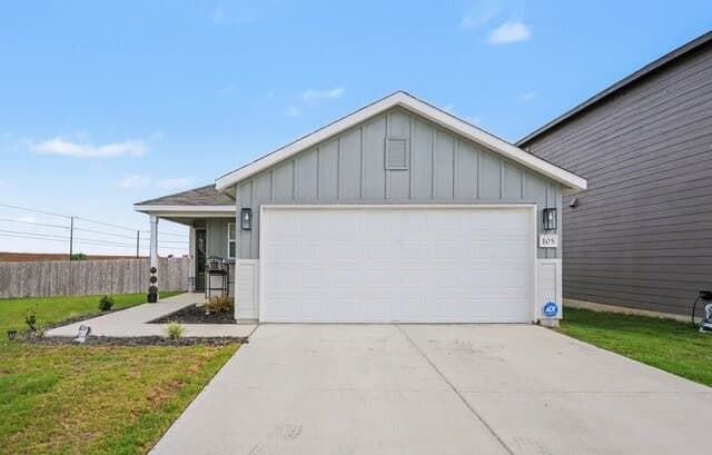 105 Twin Swan Dr
