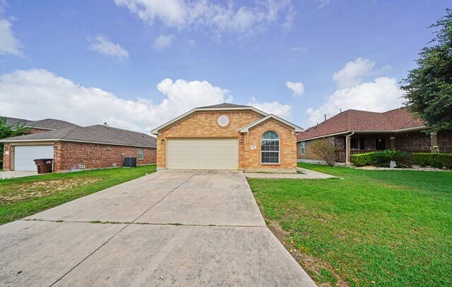 6527  Candleview Ct, San Antonio, TX 78244 — photo 2