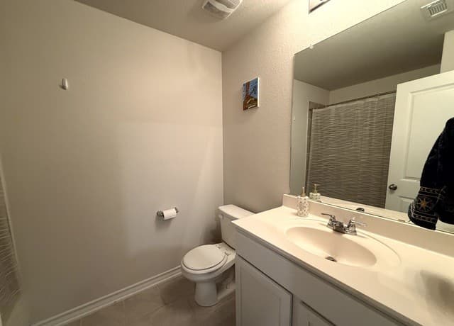 6811  Whisper Grv, San Antonio, TX 78252 — photo 6