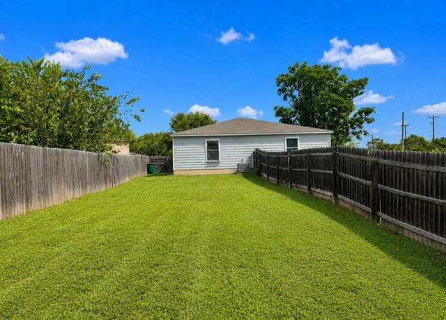15418  Kamary Ln, San Antonio, TX 78247 — photo 17