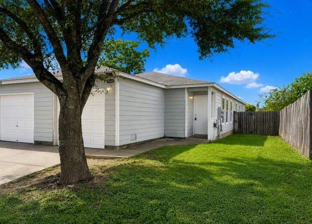 15418  Kamary Ln, San Antonio, TX 78247 — photo 3