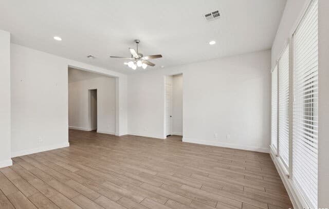 1018  Quemada Rnch, San Antonio, TX 78245 — photo 10