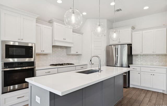 1018  Quemada Rnch, San Antonio, TX 78245 — photo 12