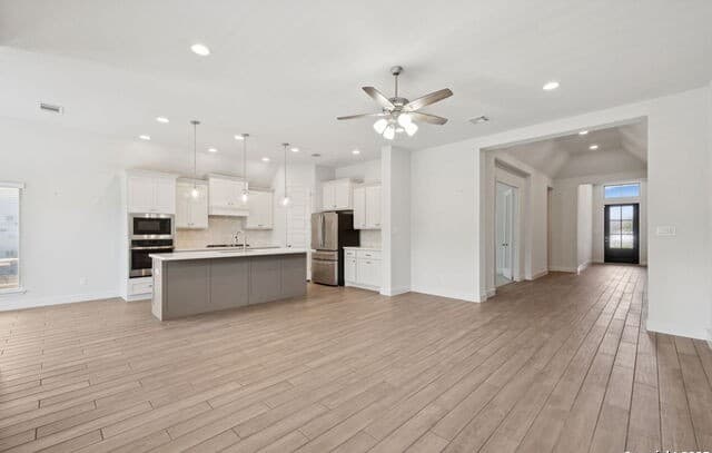 1018  Quemada Rnch, San Antonio, TX 78245 — photo 9