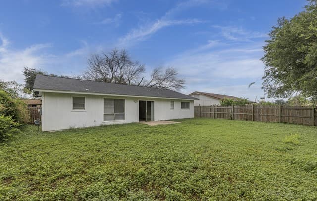 5907  Cliff Trail Dr, San Antonio, TX 78250 — photo 24
