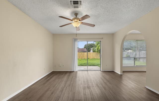 5907  Cliff Trail Dr, San Antonio, TX 78250 — photo 9