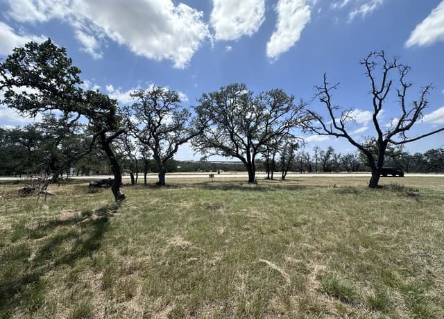 209  Axis Cir, Fredericksburg, TX 78624 — photo 16