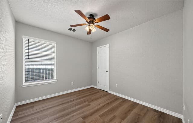10419  Goldcrest Ml, San Antonio, TX 78239 — photo 19