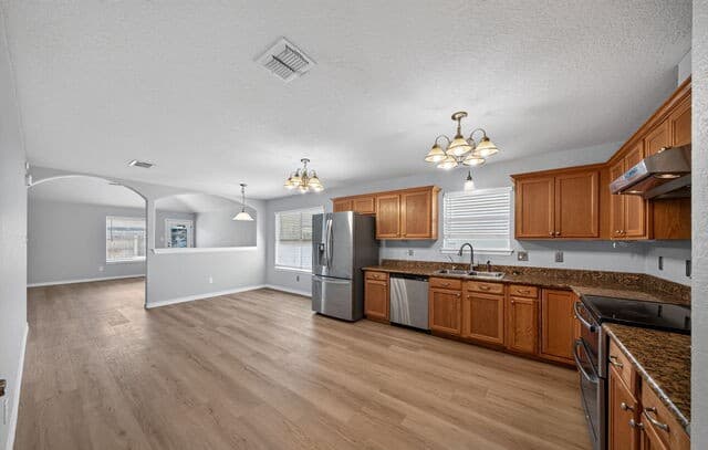 10419  Goldcrest Ml, San Antonio, TX 78239 — photo 3