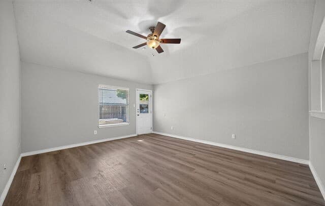 10419  Goldcrest Ml, San Antonio, TX 78239 — photo 7