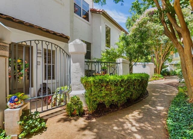 208  Grandview Place #7 Unit 7, San Antonio, TX 78209 — photo 2