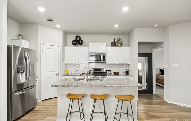 10674  Penelope Way, Converse, TX 78109 — photo 8