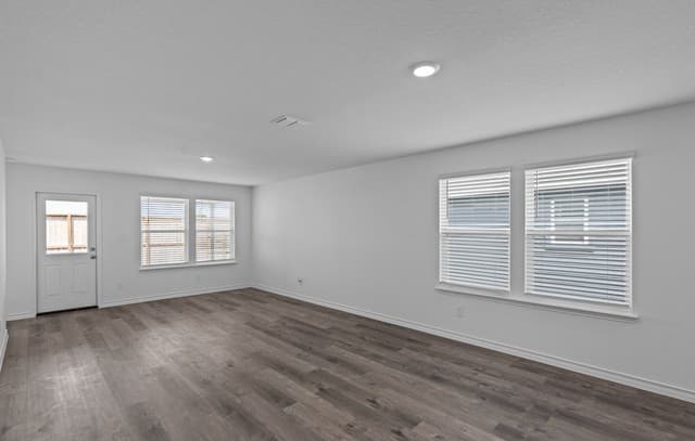 8223  Smithers Avenue, San Antonio, TX 78252 — photo 10