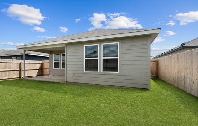 8223  Smithers Avenue, San Antonio, TX 78252 — photo 25