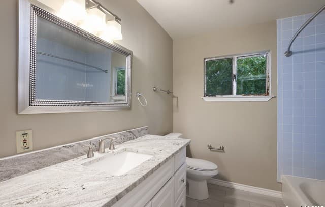 824  Terrell Rd, San Antonio, TX 78209 — photo 16