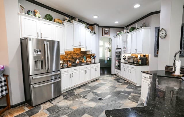 13702  French Park, Helotes, TX 78023 — photo 9
