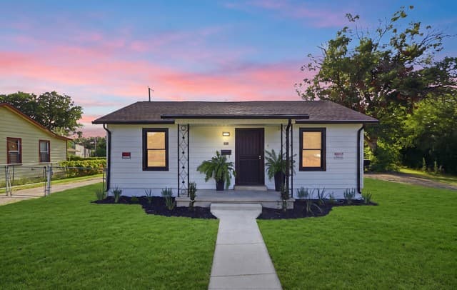 215 Westway Dr