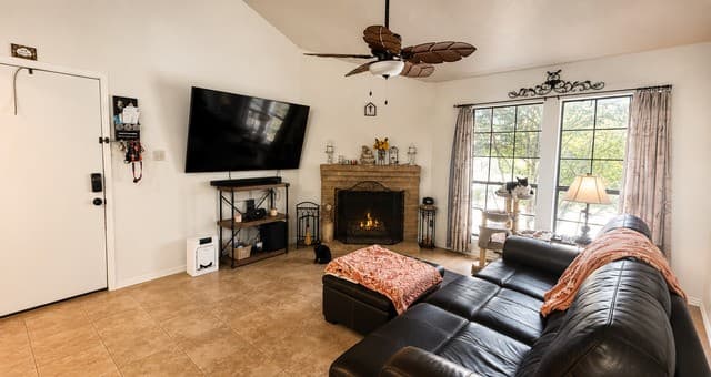 8655  Datapoint Unit 502, San Antonio, TX 78229 — photo 13