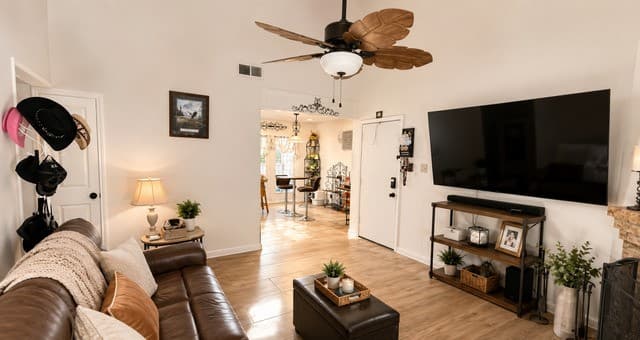 8655  Datapoint Unit 502, San Antonio, TX 78229 — photo 7
