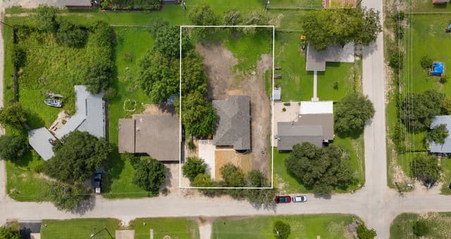 1110  Florence St, Castroville, TX 78009 — photo 23