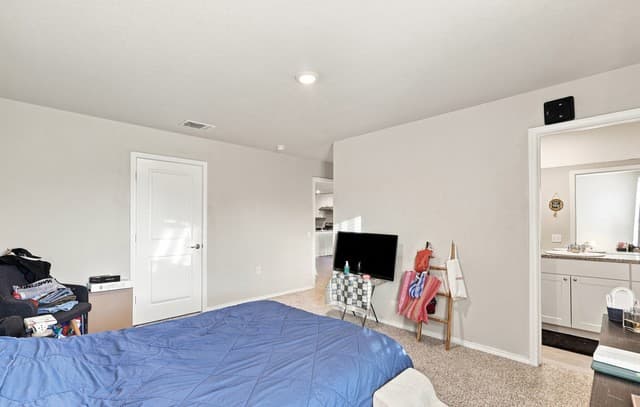 11931  Catbird, San Antonio, TX 78221 — photo 15
