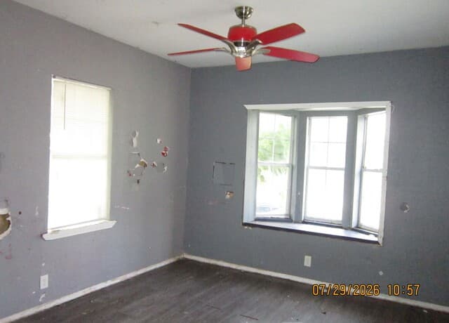 1915  Hicks Ave, San Antonio, TX 78210 — photo 12