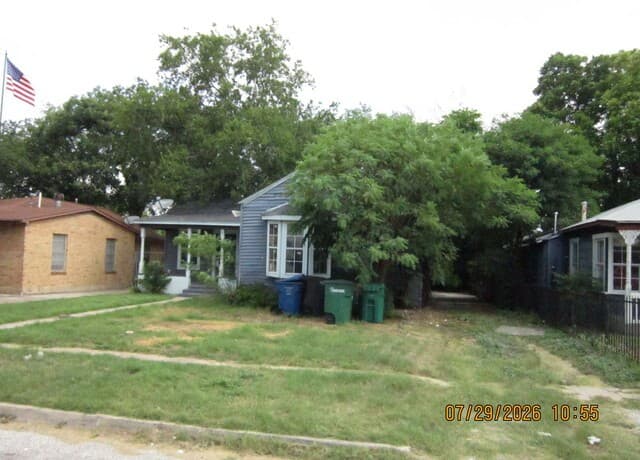 1915  Hicks Ave, San Antonio, TX 78210 — photo 3