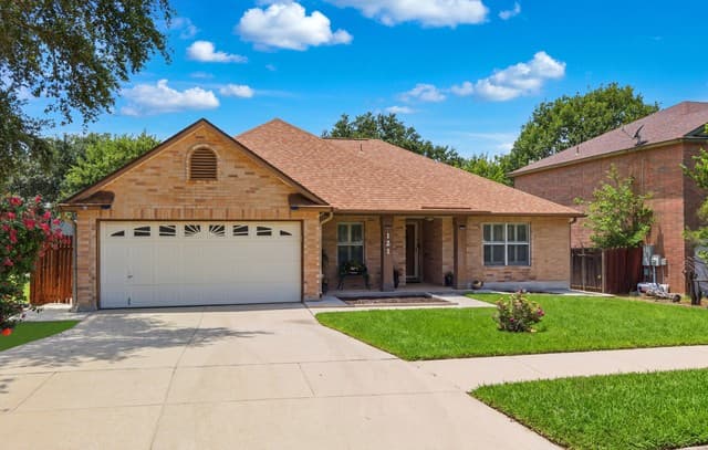 121  Springtree Pkwy, Cibolo, TX 78108 — photo 2