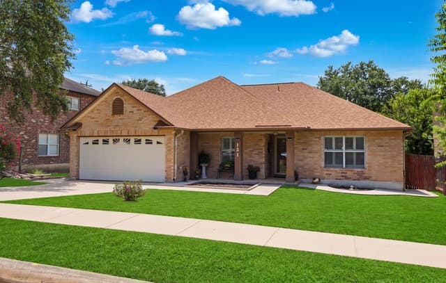 121  Springtree Pkwy, Cibolo, TX 78108 — photo 3