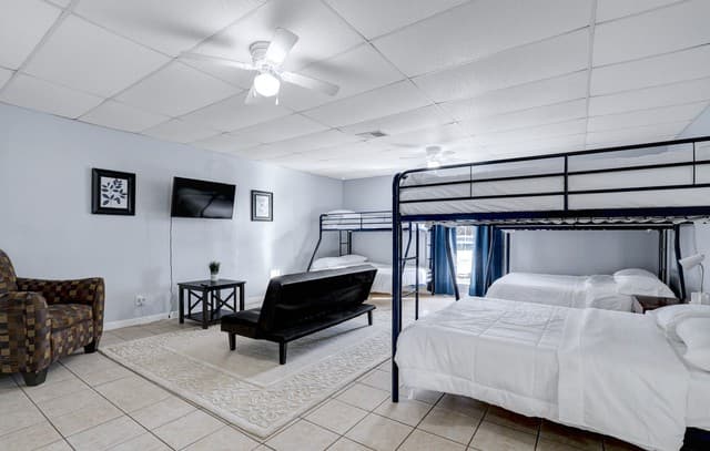 10535  Breeds Hill, San Antonio, TX 78245 — photo 12