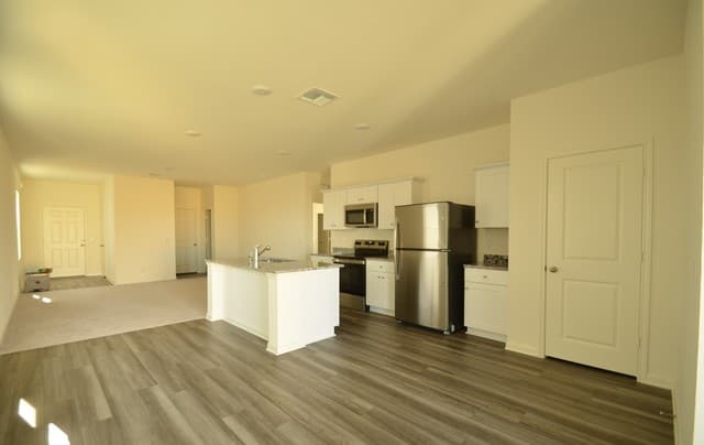 870  Barnacle Ct, Adkins, TX 78101 — photo 4