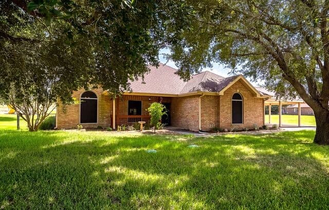 516  Lake Valley Dr