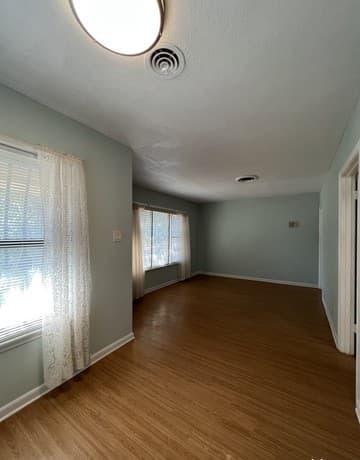 119  Mazzurana St, San Antonio, TX 78207 — photo 6