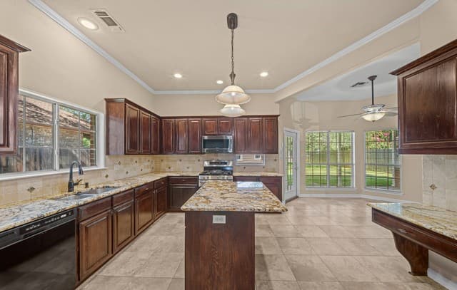 16502  Inwood Cove Dr, San Antonio, TX 78248 — photo 10