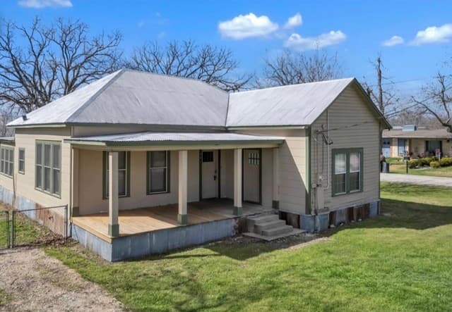 301 N Cunningham