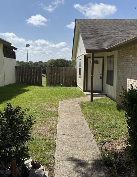 4410  Putting Grn, San Antonio, TX 78217 — photo 3