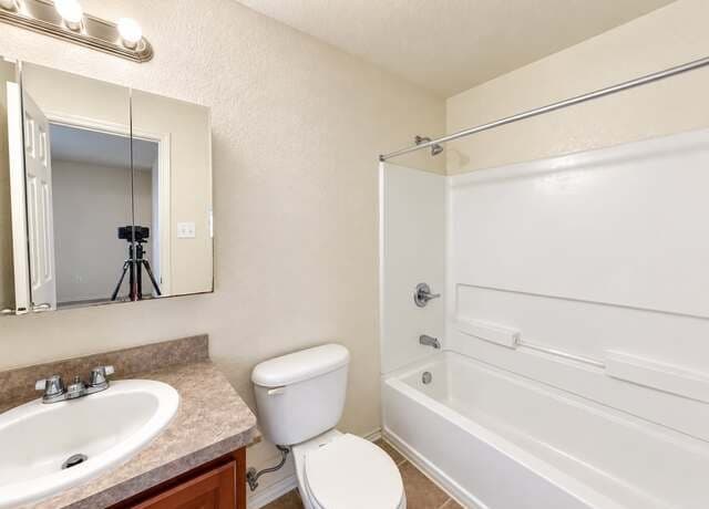 9119  Beech Grv, San Antonio, TX 78245 — photo 14