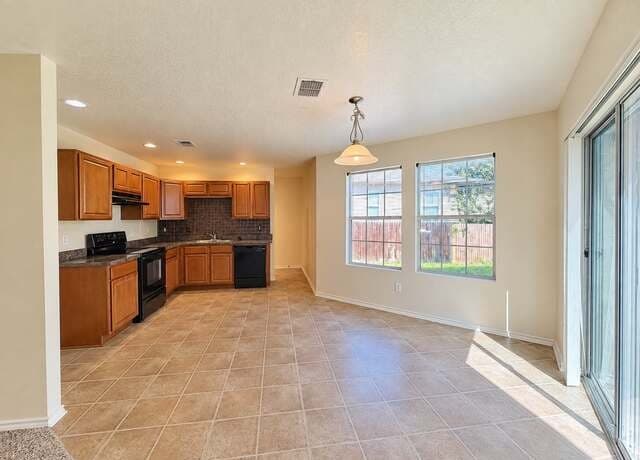 9119  Beech Grv, San Antonio, TX 78245 — photo 3